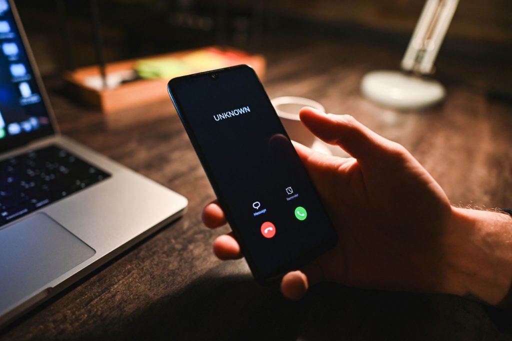phone with unknown call